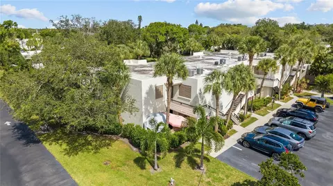 View/Area - 521 Lakeside Dr, Bradenton, FL 34210 photo 2 of 8