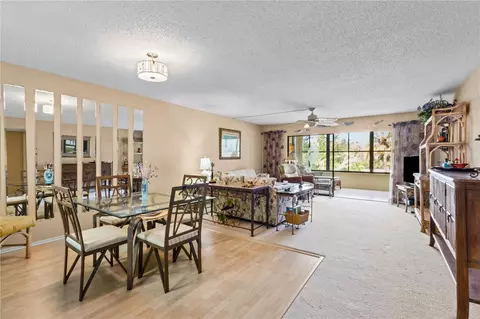 Dining - 521 Lakeside Dr, Bradenton, FL 34210 photo 1 of 5