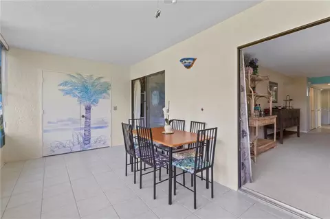 Dining - 521 Lakeside Dr, Bradenton, FL 34210 photo 5 of 5