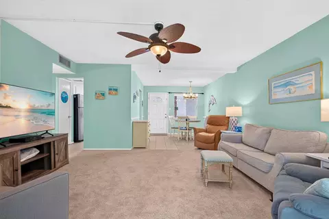 Living - 5853 Palm Ln #B7, Bradenton, FL 34207 photo 2 of 3