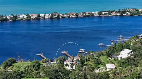 2115 Lychee Ln, Nokomis, FL 34275