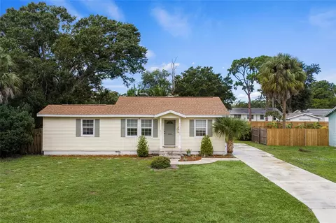 1206 30th St W, Bradenton, FL 34205