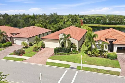 10035 Marbella Dr, Bradenton, FL 34211