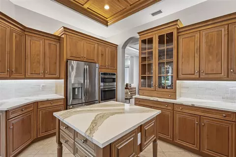 Kitchen - 5109 96th St E, Bradenton, FL 34211 photo 6 of 9
