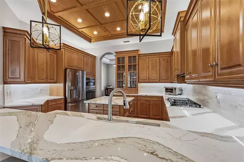 Kitchen - 5109 96th St E, Bradenton, FL 34211 photo 4 of 9