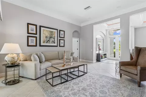 Living - 5109 96th St E, Bradenton, FL 34211 photo 3 of 4