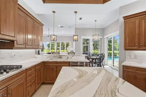 Kitchen - 5109 96th St E, Bradenton, FL 34211 photo 7 of 9
