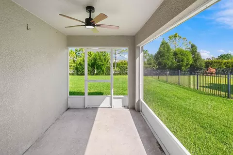 Exterior - 6008 162nd Ave E, Parrish, FL 34219 photo 4 of 9