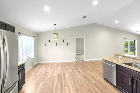 Living - 6008 162nd Ave E, Parrish, FL 34219 photo 6 of 6