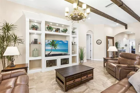 Living - 8629 51st Ter E, Bradenton, FL 34211 photo 3 of 4