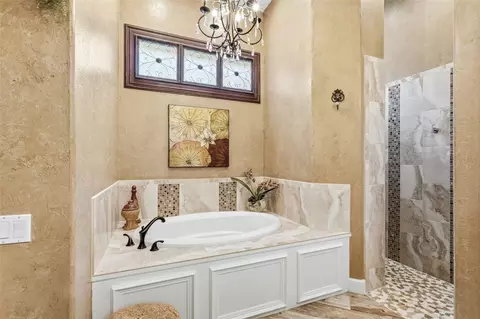 Bath - 8629 51st Ter E, Bradenton, FL 34211 photo 4 of 5