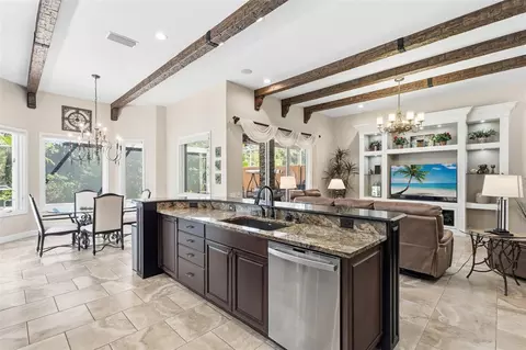 Kitchen - 8629 51st Ter E, Bradenton, FL 34211 photo 5 of 7