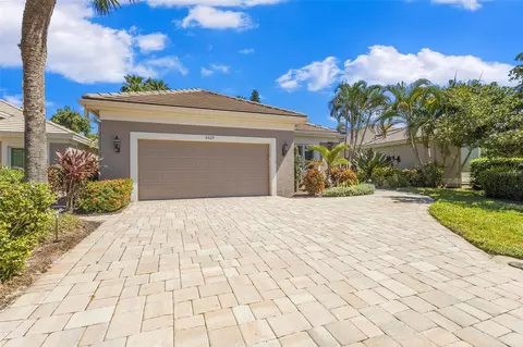 Exterior - 8629 51st Ter E, Bradenton, FL 34211 photo 5 of 33