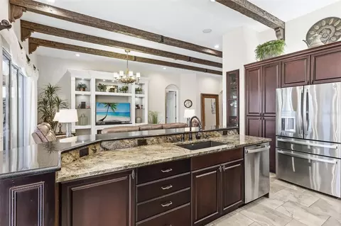 Kitchen - 8629 51st Ter E, Bradenton, FL 34211 photo 3 of 7