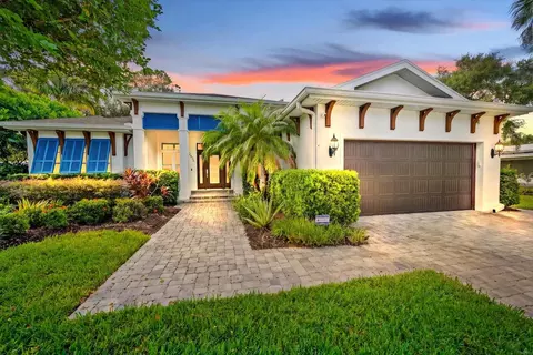 2436 Arlington St, Sarasota, FL 34239