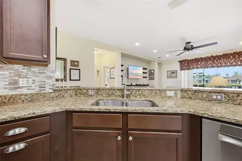 Kitchen - 7705 112th Ave E, Parrish, FL 34219 photo 3 of 5
