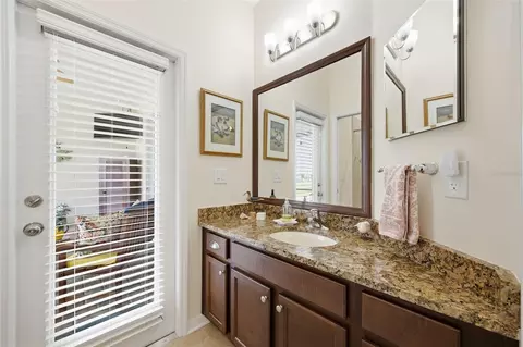 Bath - 7705 112th Ave E, Parrish, FL 34219 photo 4 of 5