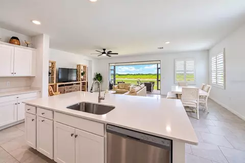 Kitchen - 3519 Night Star Ter, Parrish, FL 34219 photo 1 of 4