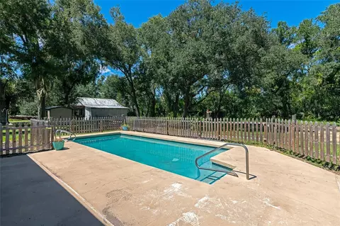 Exterior - 6505 11th Dr E, Bradenton, FL 34208 photo 11 of 11