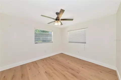 Bedroom - 6505 11th Dr E, Bradenton, FL 34208 photo 6 of 6