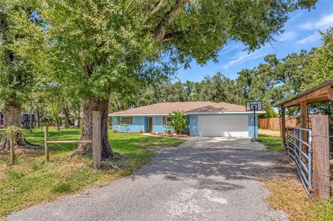 Exterior - 6505 11th Dr E, Bradenton, FL 34208 photo 2 of 11