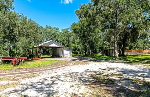 Exterior - 6505 11th Dr E, Bradenton, FL 34208 photo 5 of 11