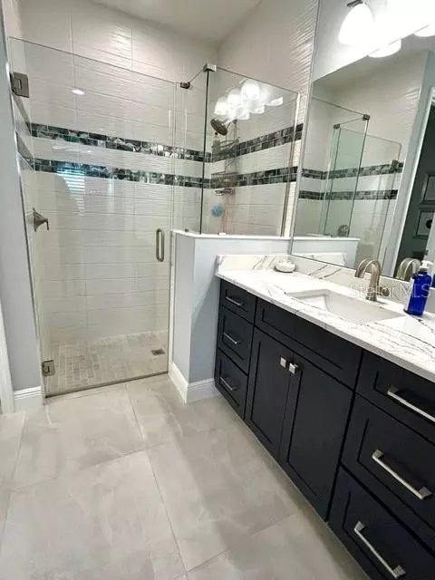 Bath - 4262 Golden Creek Ter, Parrish, FL 34219 photo 1 of 9