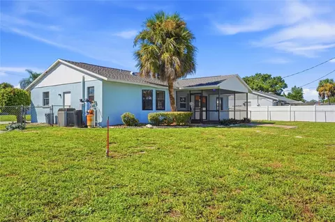 Exterior - 24 Clemson Rd, Venice, FL 34293 photo 9 of 9