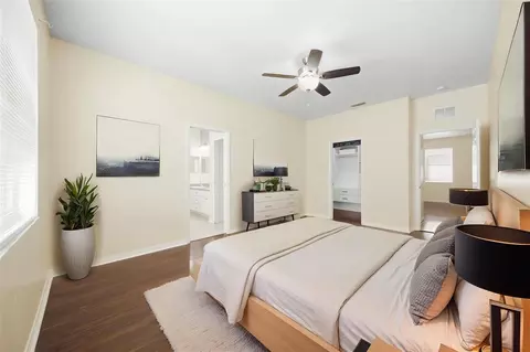 Bedroom - 5964 48th St E, Bradenton, FL 34203 photo 1 of 3