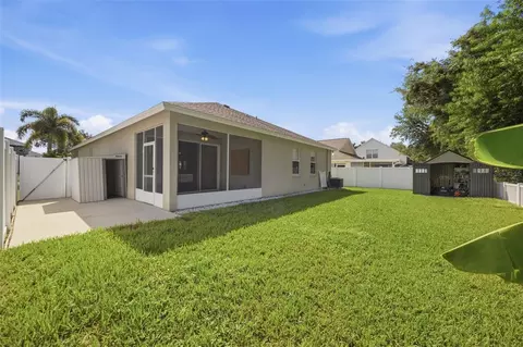 Exterior - 5964 48th St E, Bradenton, FL 34203 photo 5 of 8