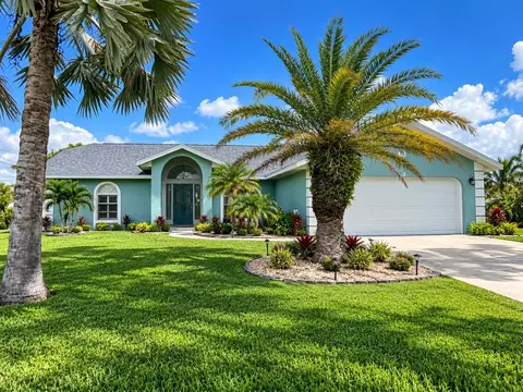 18114 Petoskey Cir, Port Charlotte, FL 33948