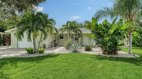 2510 Bispham Rd, Sarasota, FL 34231