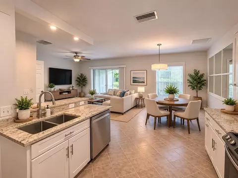 Kitchen - 14876 Skip Jack Loop, Bradenton, FL 34202 photo 1 of 6