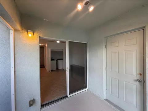 Exterior - 14876 Skip Jack Loop, Bradenton, FL 34202 photo 3 of 14