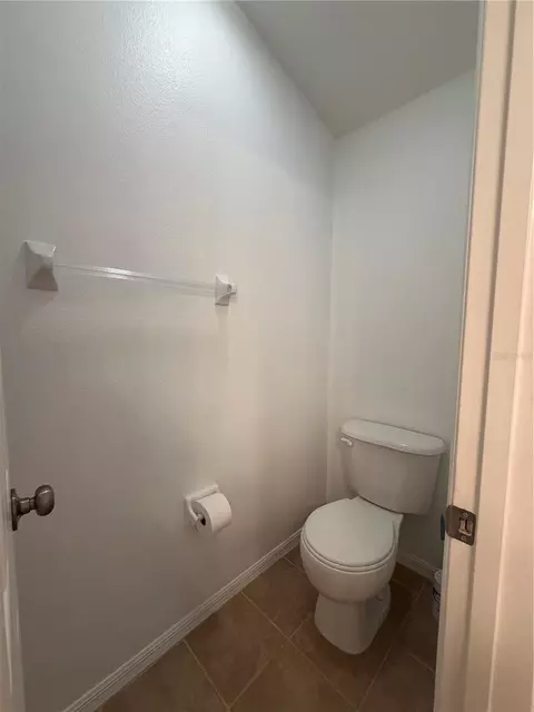 Bath - 14876 Skip Jack Loop, Bradenton, FL 34202 photo 2 of 6