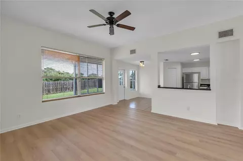 Living - 11779 Shirburn Cir, Parrish, FL 34219 photo 3 of 3