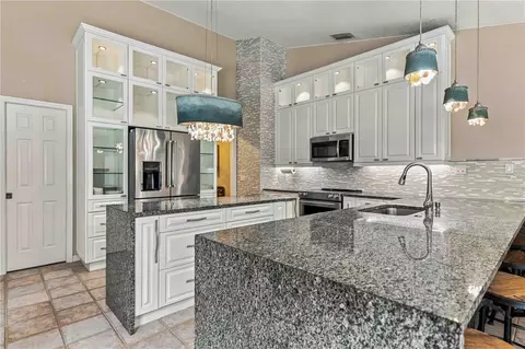 Kitchen - 127 Mill Run E, Bradenton, FL 34212 photo 1 of 3