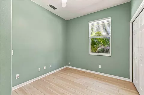 Bedroom - 127 Mill Run E, Bradenton, FL 34212 photo 4 of 6