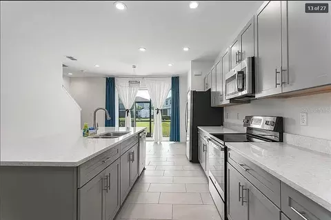 Kitchen - 11619 Bluestone Ct, Parrish, FL 34219 photo 1 of 3