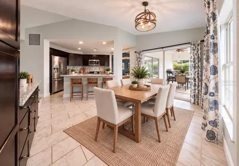 Dining - 4115 Murfield Dr E, Bradenton, FL 34203 photo 3 of 5