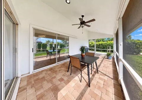 Exterior - 4115 Murfield Dr E, Bradenton, FL 34203 photo 5 of 10