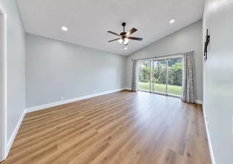 Living - 4115 Murfield Dr E, Bradenton, FL 34203 photo 6 of 7