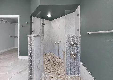 Bath - 4115 Murfield Dr E, Bradenton, FL 34203 photo 4 of 6