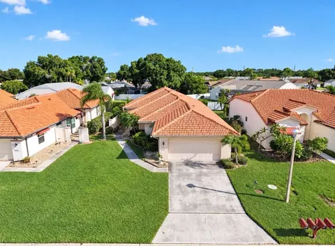 View/Area - 4115 Murfield Dr E, Bradenton, FL 34203 photo 3 of 7