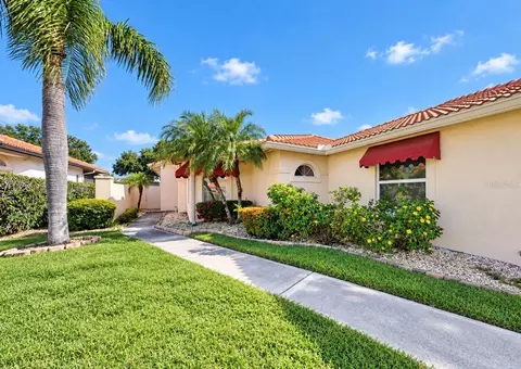 Exterior - 4115 Murfield Dr E, Bradenton, FL 34203 photo 6 of 10