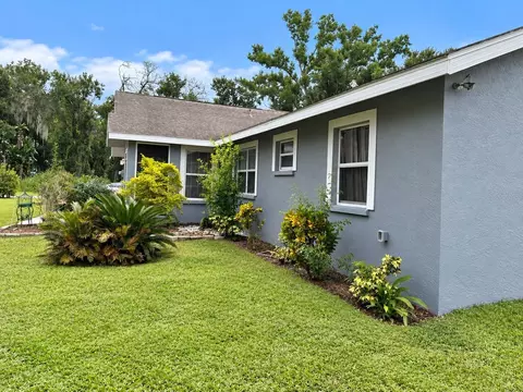 Exterior - 7707 120th Ave E, Parrish, FL 34219 photo 3 of 11