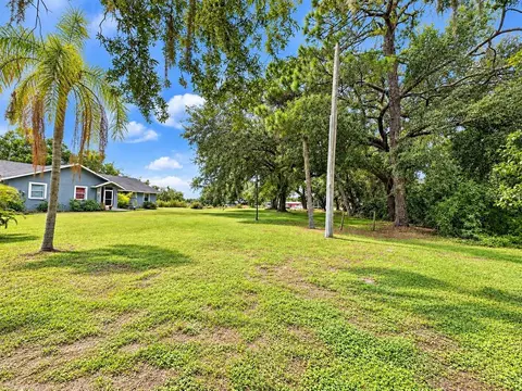 Exterior - 7707 120th Ave E, Parrish, FL 34219 photo 7 of 11