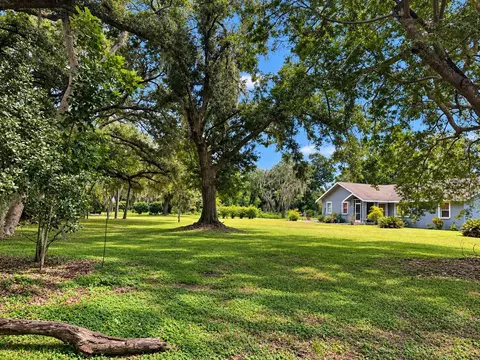 Exterior - 7707 120th Ave E, Parrish, FL 34219 photo 9 of 11