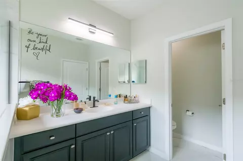 Bath - 1510 Westover Ave, Parrish, FL 34219 photo 2 of 6