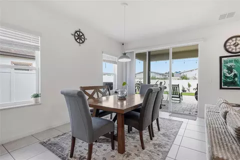 Dining - 1901 Everson St, Bradenton, FL 34208 photo 1 of 2